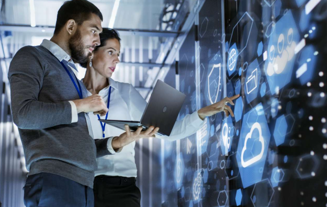 tech startup executive hiring